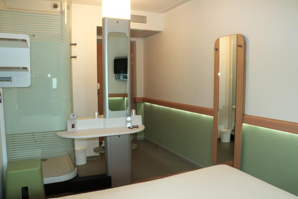 Ibis Budget Castelnaudary - A61 Habitación foto